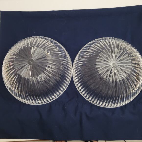 Durable Plastic Bowl - 9" x 4" - Perfect for Everyday Use - Picture 4 of 8